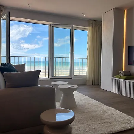 Le Belvedere Beachview Appartement De Panne