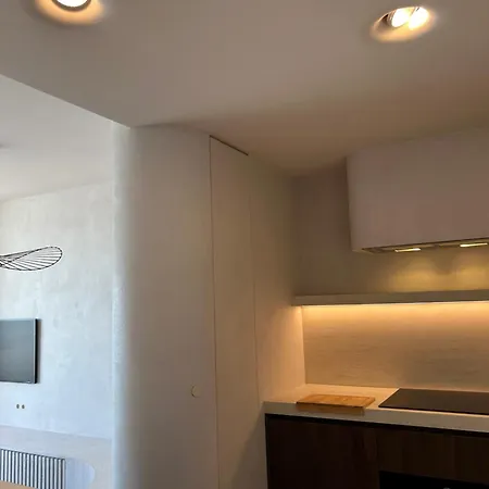 Le Belvedere Beachview Апартаменты Де Панбархат